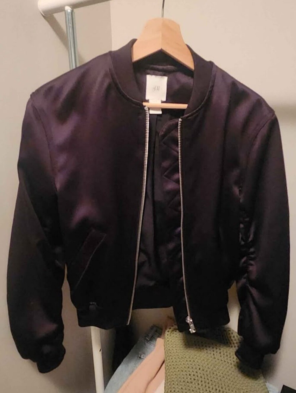 H&M Women's Black Satin Bomber Jacket